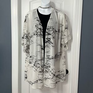 16. Rose & Olive Kimono / Duster PTP 30 1/2" NWT